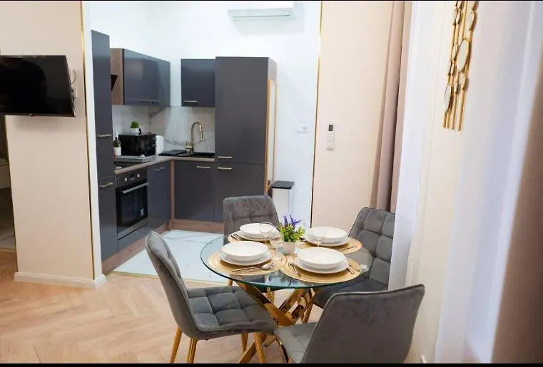 Apartment Gold'N Marble Studio Budapest Hungary