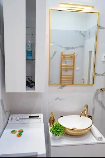 Gold'N Marble Studio Budapest 0*,  Hungary