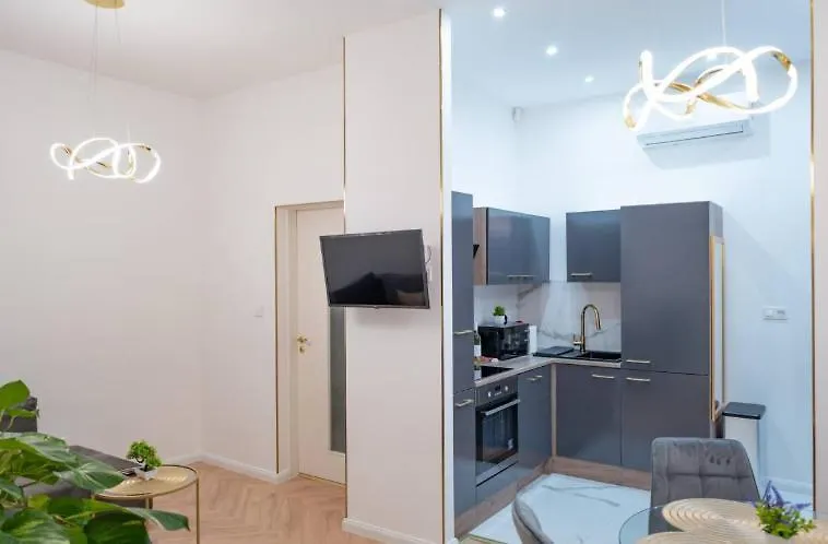 Apartment Gold'N Marble Studio Budapest