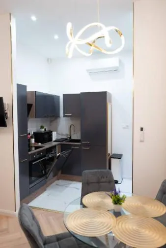 Gold'N Marble Studio Budapest Apartment