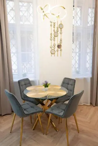 Gold'N Marble Studio Budapest Apartment