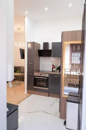 Gold'N Marble Studio Budapest 0*,  Hungary